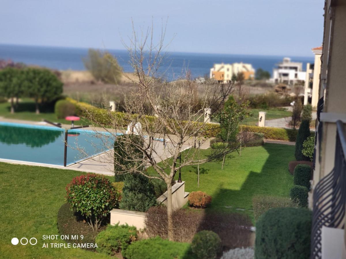 Студио Atia Resort เชอร์โนโมเรทส์ ภายนอก รูปภาพ